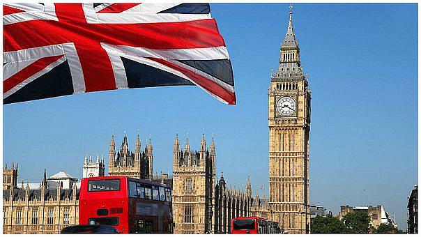 El Parlamento británico aprueba la activación del Brexit 