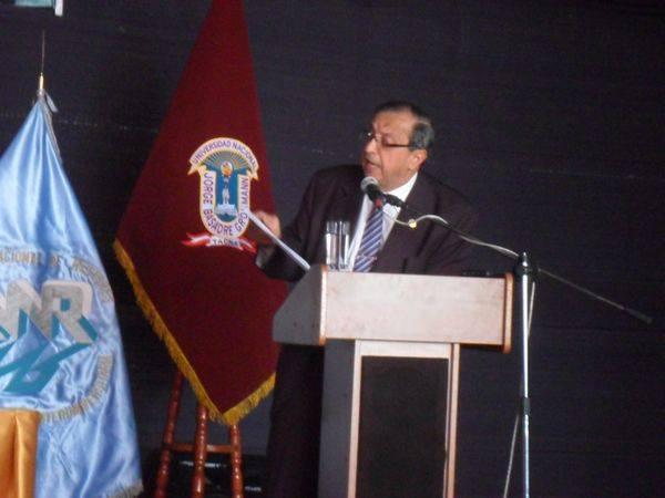 Sin incidentes se desarrolla foro de nueva ley universitaria