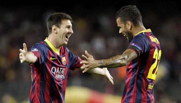 Dani Alves expresó su deseo de ver a Lionel Messi nuevamente en Barcelona. (Foto: AFP)