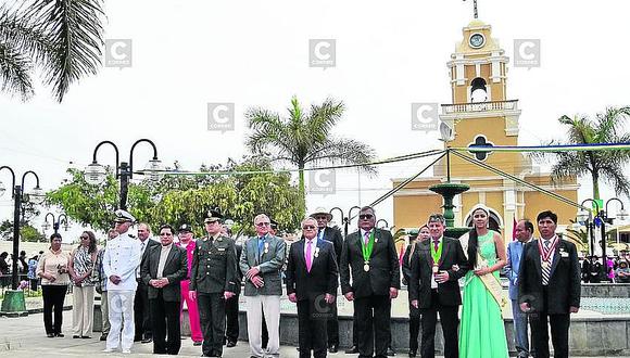 Punta de Bombón celebró con diversos actos 175 años de creación política
