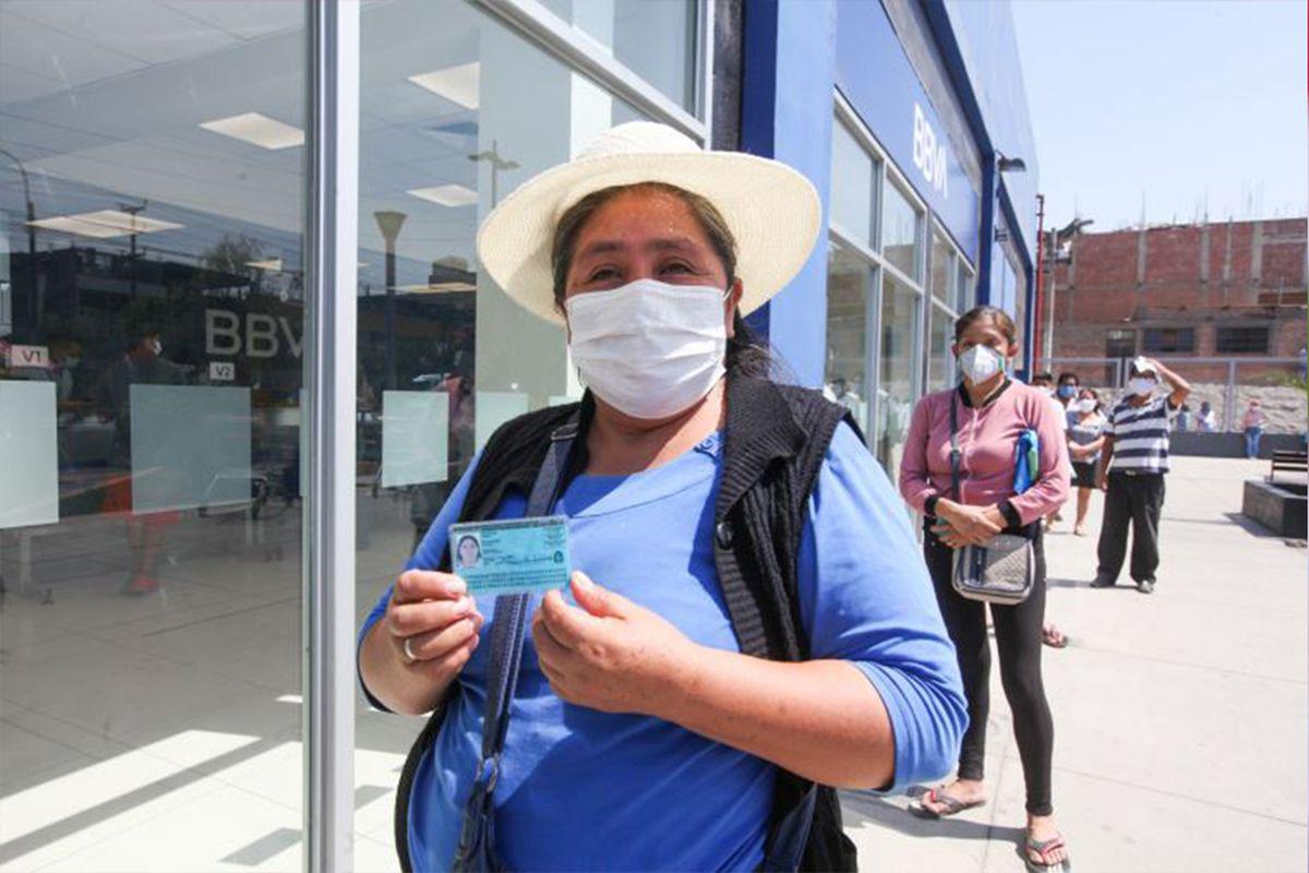 El bono busca beneficiar a cerca de 2.7 millones de hogares que se encuentran en situación de pobreza y pobreza extrema. (Foto: Andina)