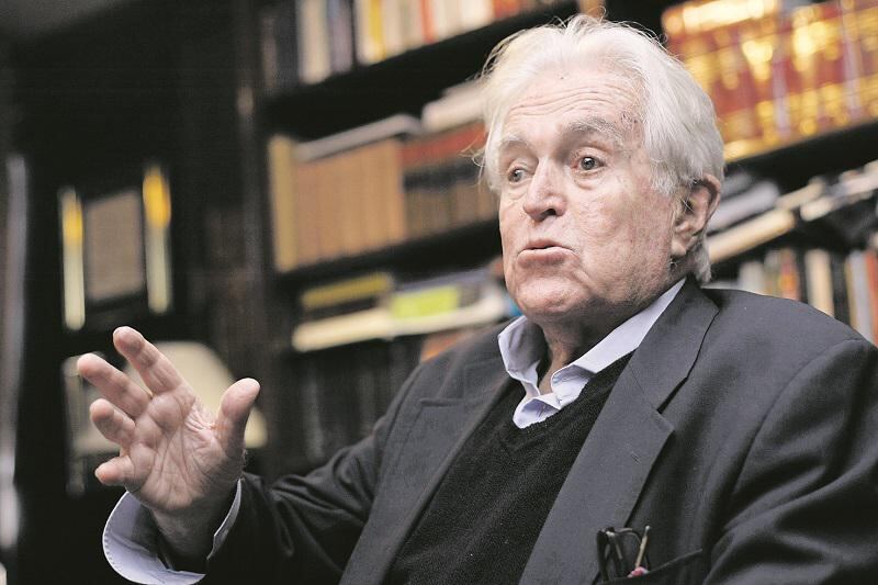 Javier Valle-Riestra califica de “lastre” al Partido Popular Cristiano