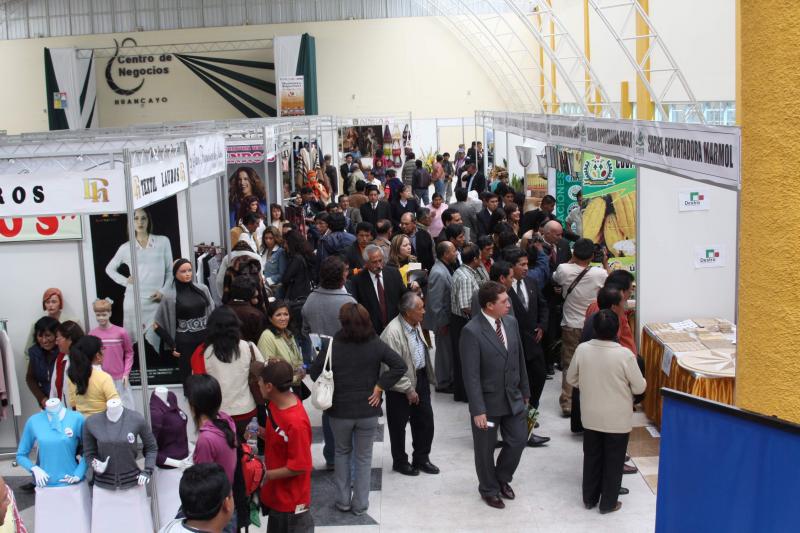 Asociaciones artesanales vendieron al extranjero