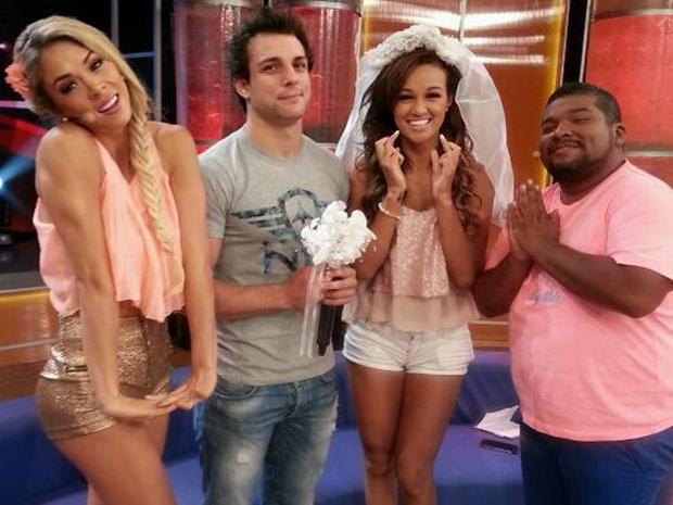 ​Angie Arizaga dirá hoy su verdad sobre supuesta agresión de Nicola Porcella