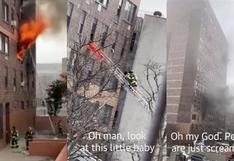 El acto de heroísmo de un bombero al salvar a bebé de voraz incendio en Nueva York