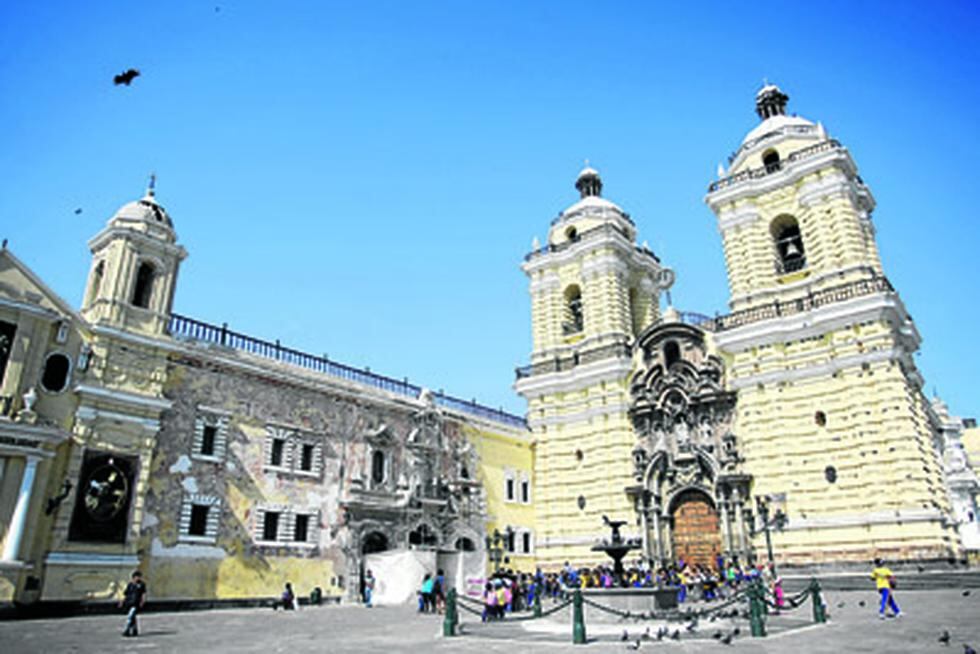 Iglesias de Lima en riesgo de colapso