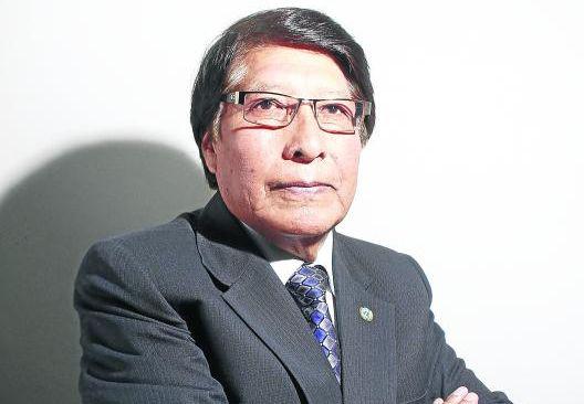 "Yo escribo para que los jóvenes se enteren de nuestra realidad"