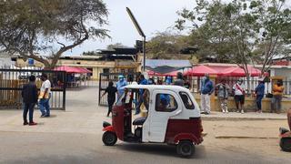 Piura: Cuestionan retiro de vacunas contra el COVID-19 en camioneta de empresa privada