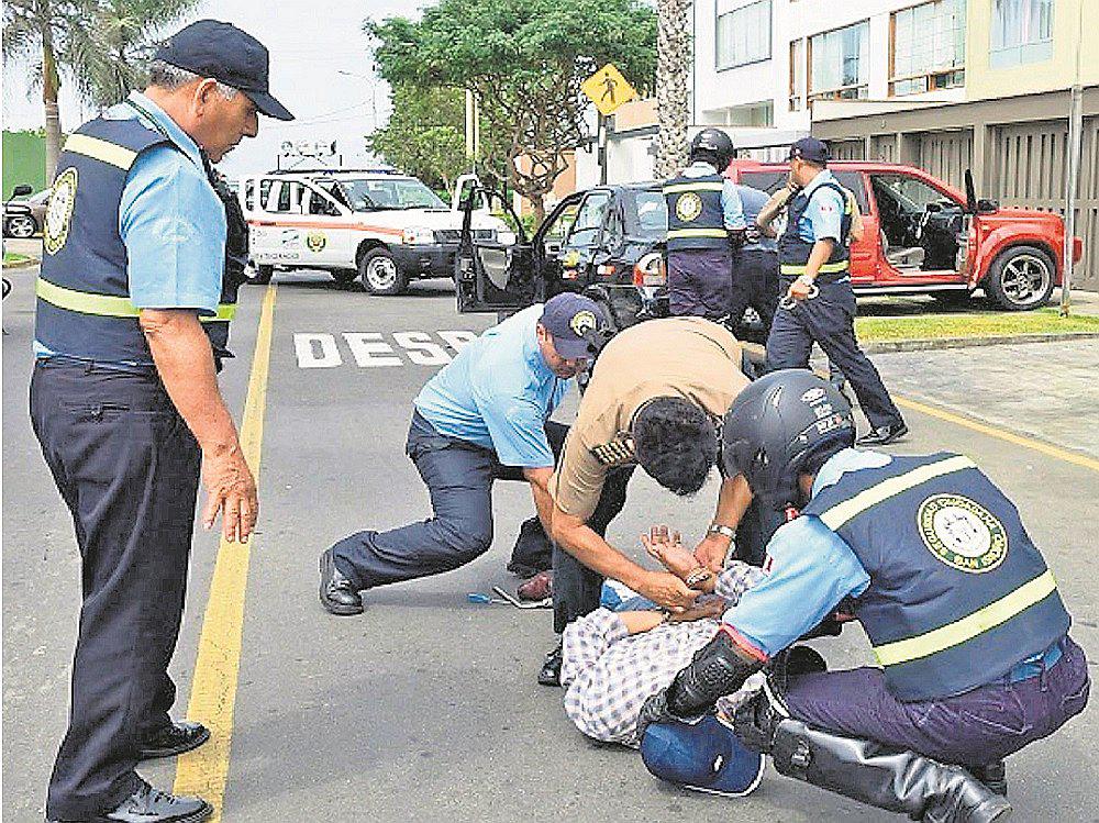 ​Contraloría supervisará comisarías y serenazgos