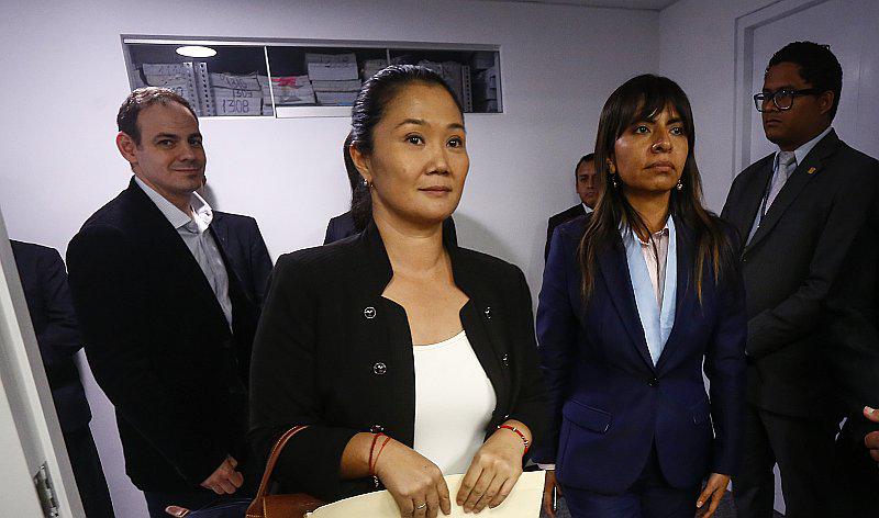 Keiko Fujimori envía saludo a peruanas: "Ser mujer es símbolo de fortaleza" 