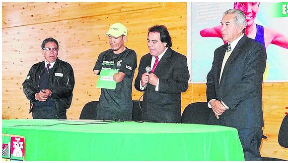 Municipalidad de Huancayo apoya a atleta paralímpico Efraín Sotacuro