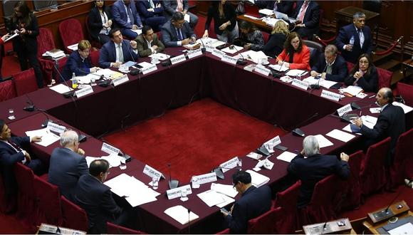 Comisión de Constitución pospone debate sobre no reelección de congresistas 