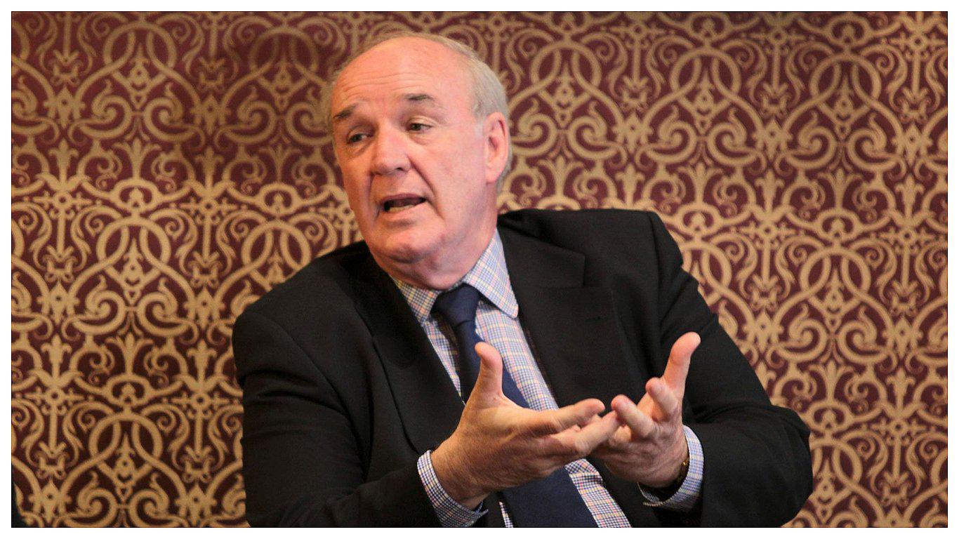 Cesan a José Antonio García Belaunde como embajador del Perú en España y Andorra