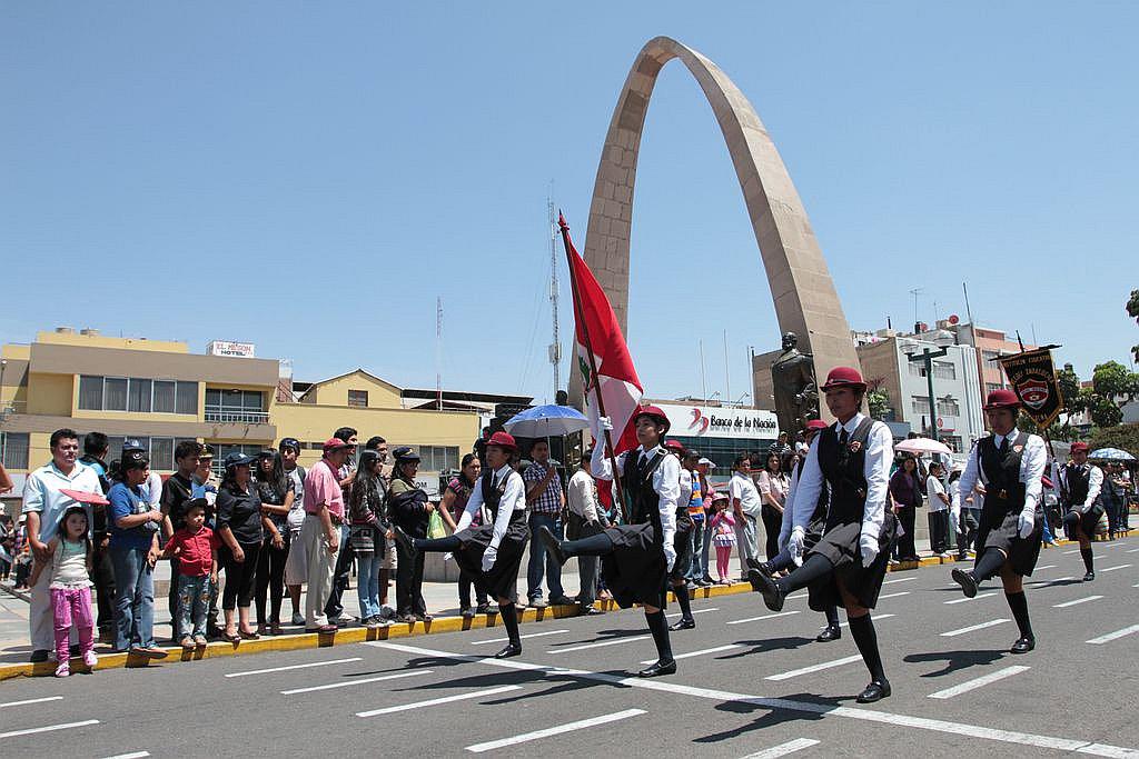Se matriculan seis niños extranjeros en colegios