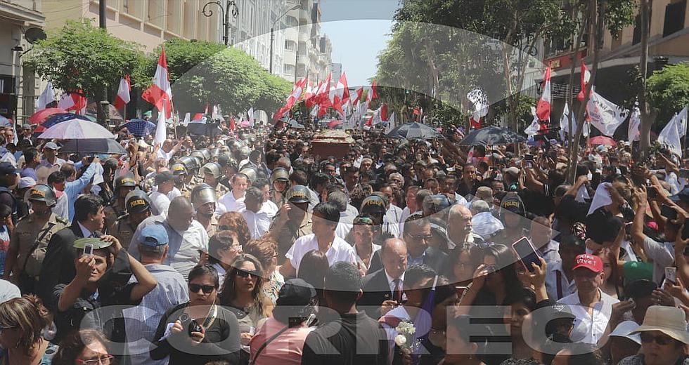 Alan García: Restos de expresidente fueron cremados en cementerio de Huachipa (VIDEOS y FOTOS)