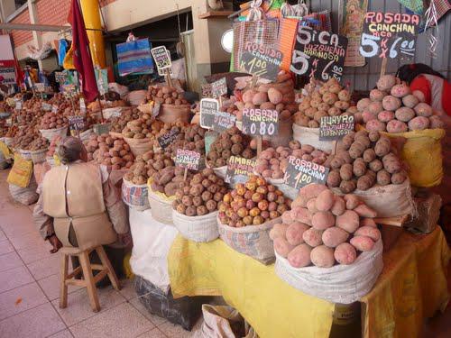 Precio de la papa se incrementa en mercados puneños