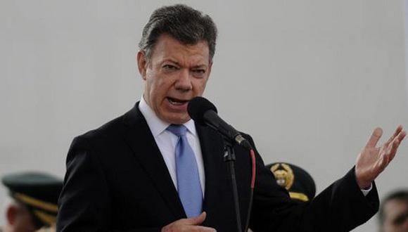 Santos pide no replicar en redes sociales rumores de amenazas de atentados