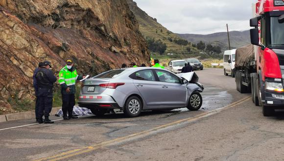 Según conductor de uno de los vehículos, la situación climatológica habría ocasionado el accidente. San Román. Foto/Difusión.