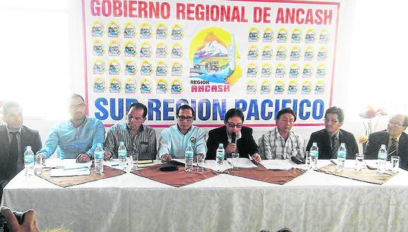 Vuelven a cuestionar labor de Vargas y funcionarios del Gobierno Regional de Áncash
