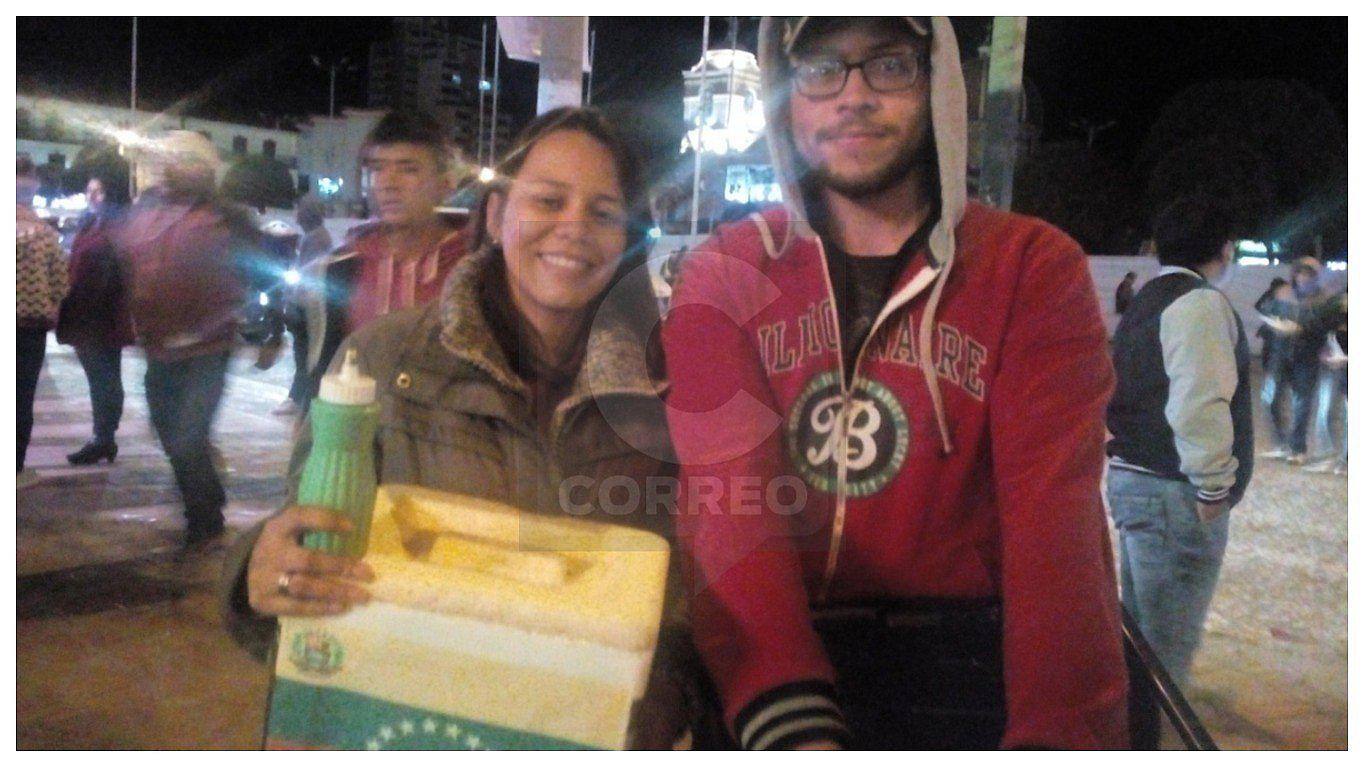 Venezolano discriminó a peruanas y sus compatriotas lo lamentan