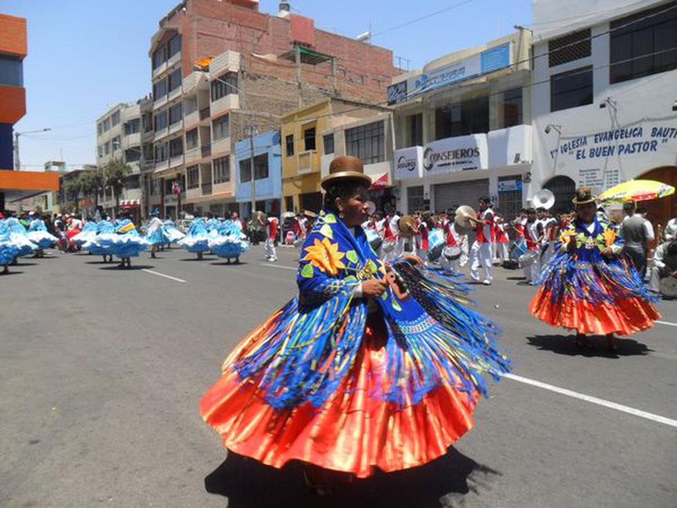 Con morenadas celebraron a "Mamita Candelaria"