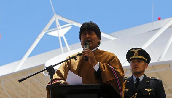 Evo Morales califica a Mario Vargas Llosa como un "Dinosaurio neoliberal"