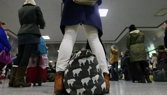 Japón: 300 pasajeros atrapados en tren por fuertes nevadas