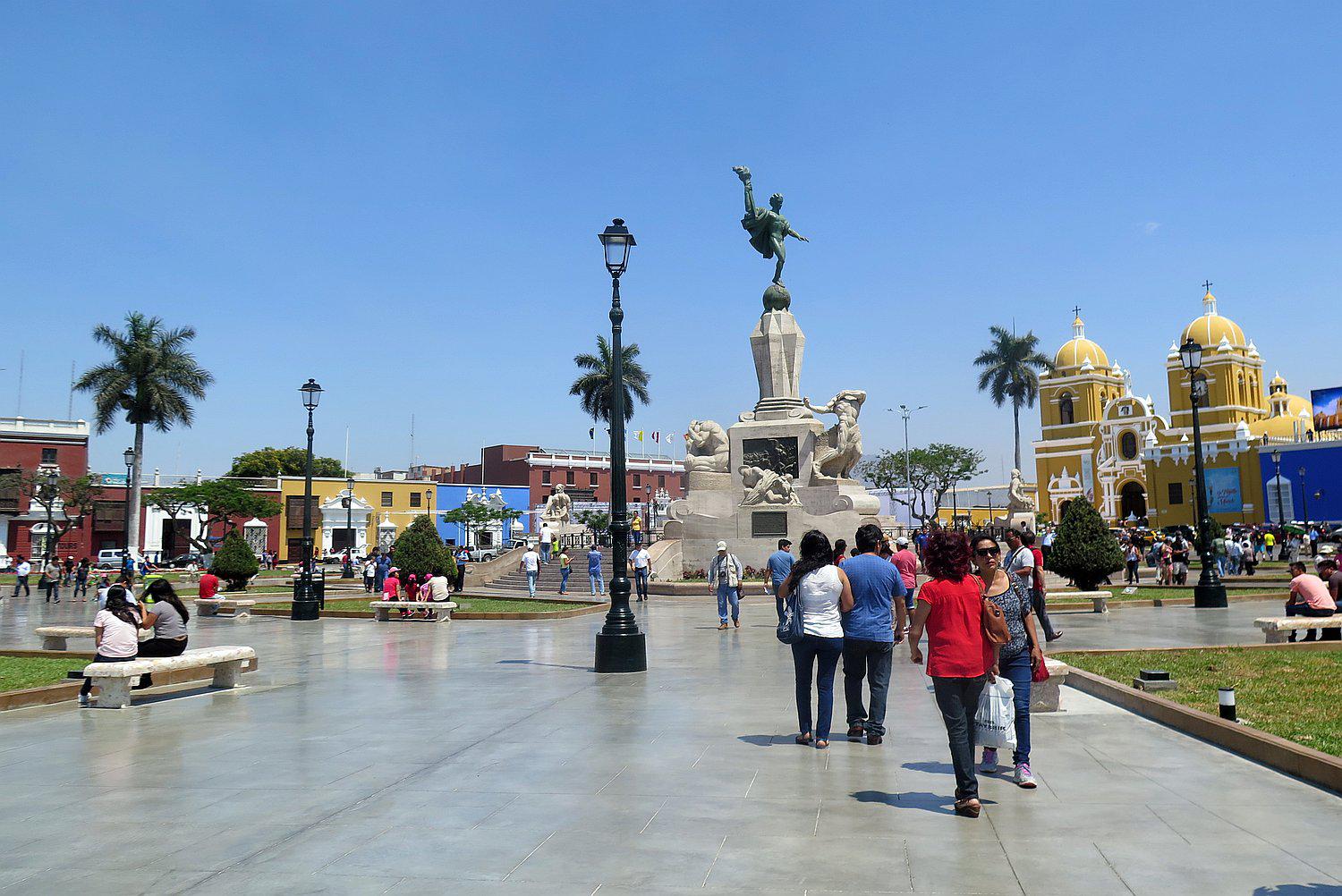 Buscan poner en valor centro histórico de Trujillo 