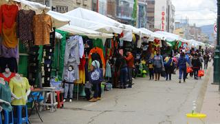 Unos 2500 comerciantes preinscritos a feria navideña de Huancayo pasan filtro para ocupar 440 puestos