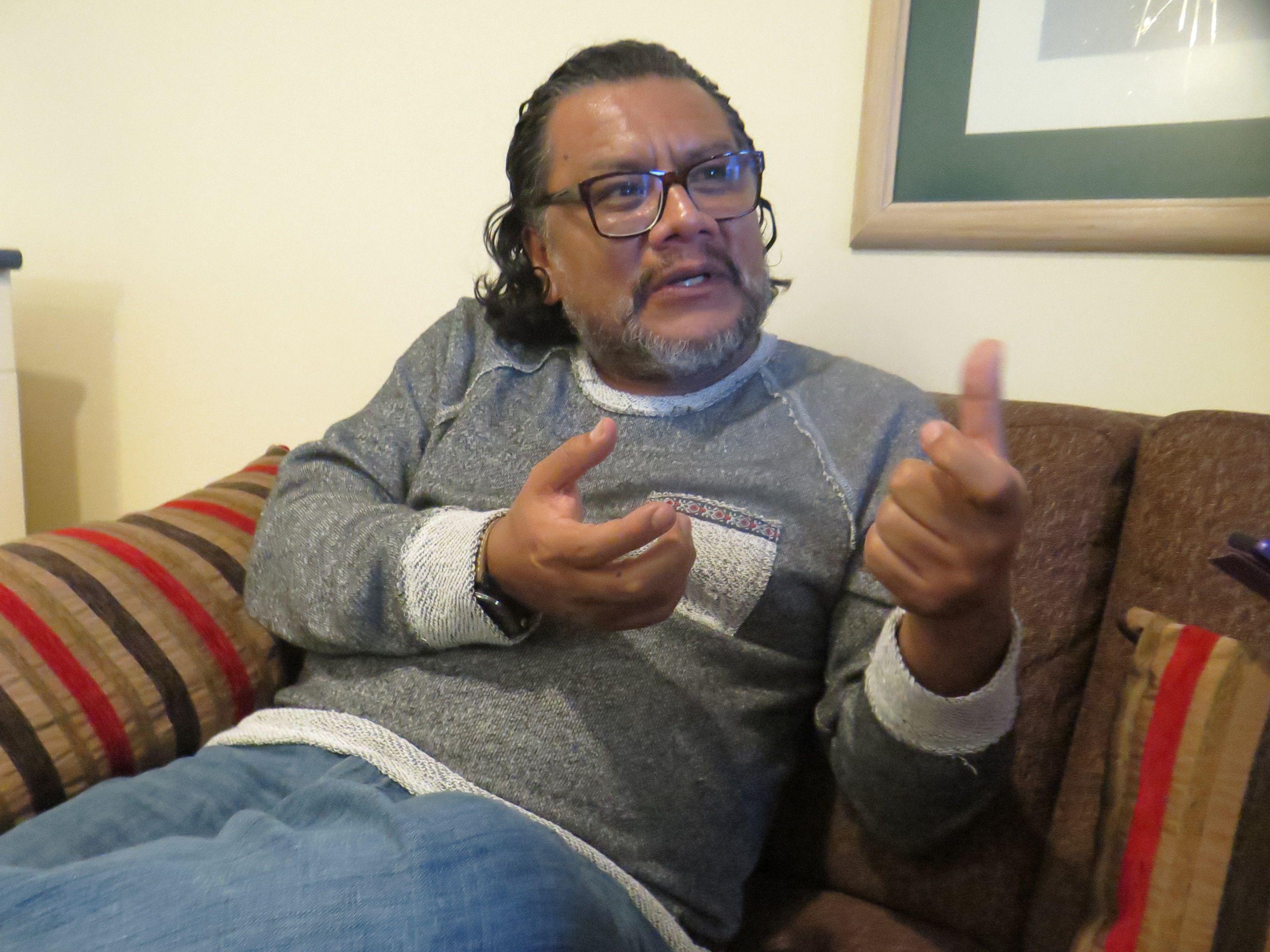 ​Tomás Angulo: "En Huancayo se usa la boca para tomar pero no para conversar"