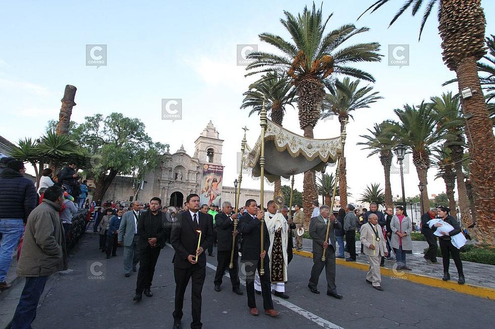 Omar Candia y Elmer Cáceres fueron criticados en Quema de Judas (FOTOS)