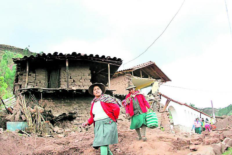 Paruro: El 100% de casas en Misca está inhabitable