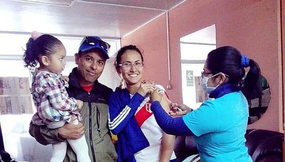 Venezolanos, chilenos y peruanos se protegen contra la sarampión