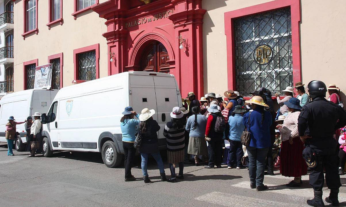 PUNO: padres lucharán por terrenos del Politécnico Huáscar 