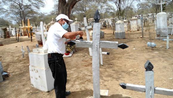 Pueblos del Bajo Piura se preparan para honrar a sus familiares fallecidos.