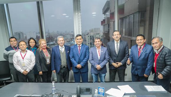 Alcalde de Huamanga suscribe convenio con el MTC