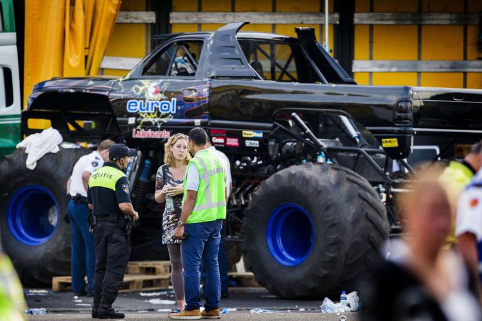 'Monster truck' mata a dos personas en Holanda