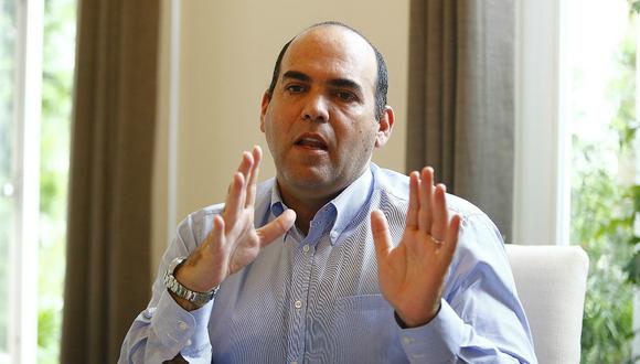 Fernando Zavala sugiere al Congreso entregar sus donaciones al COER