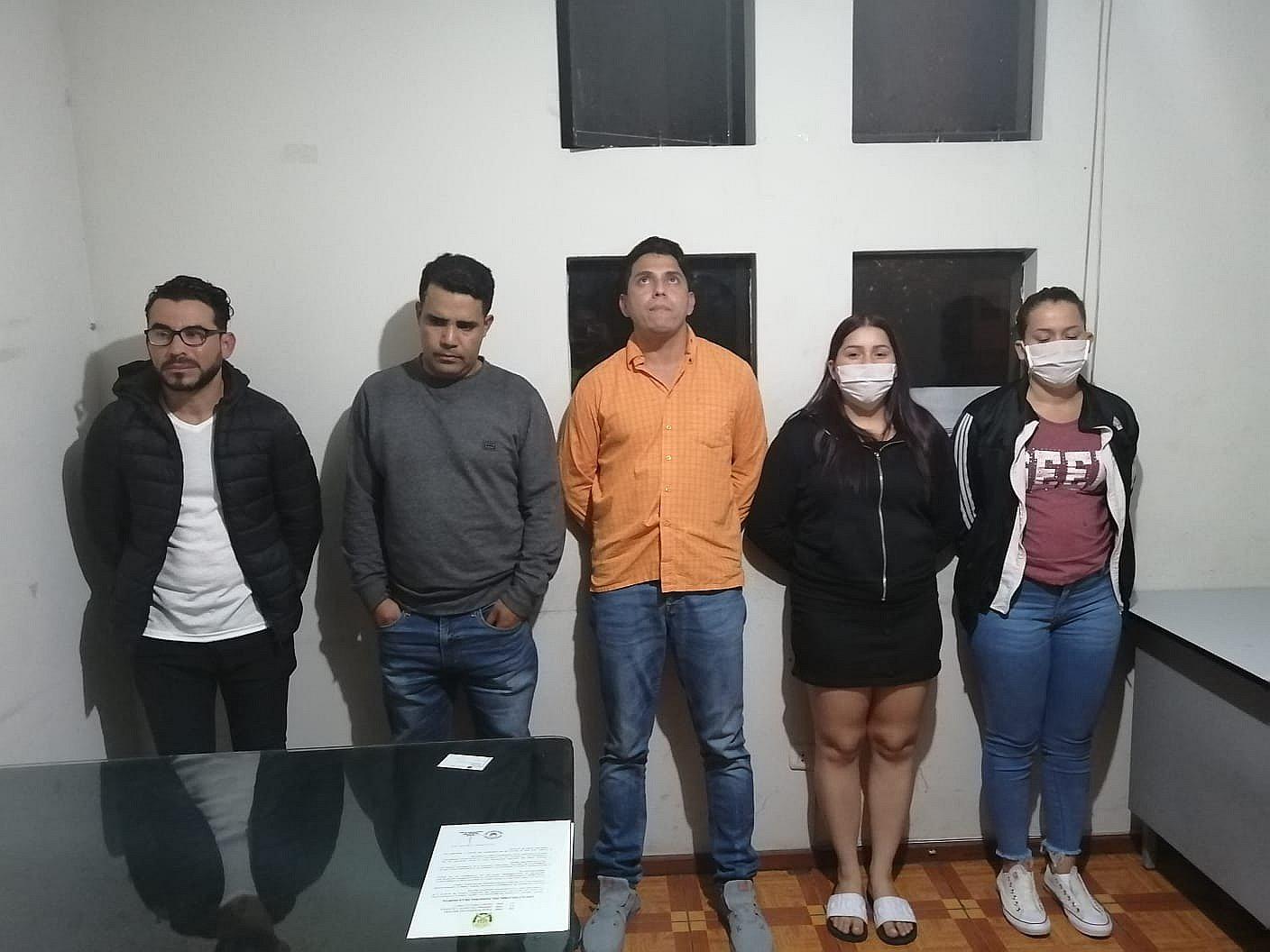 Detienen a cinco venezolanos incumpliendo el toque de queda