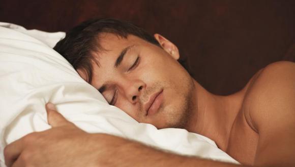Estudio: Dormir de día aumenta el riesgo de muerte