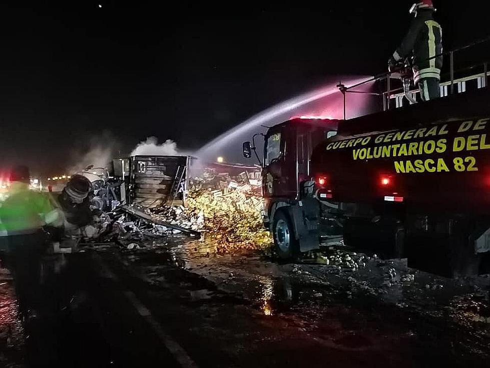 ​Choque de trailers deja tres muertos en Nasca