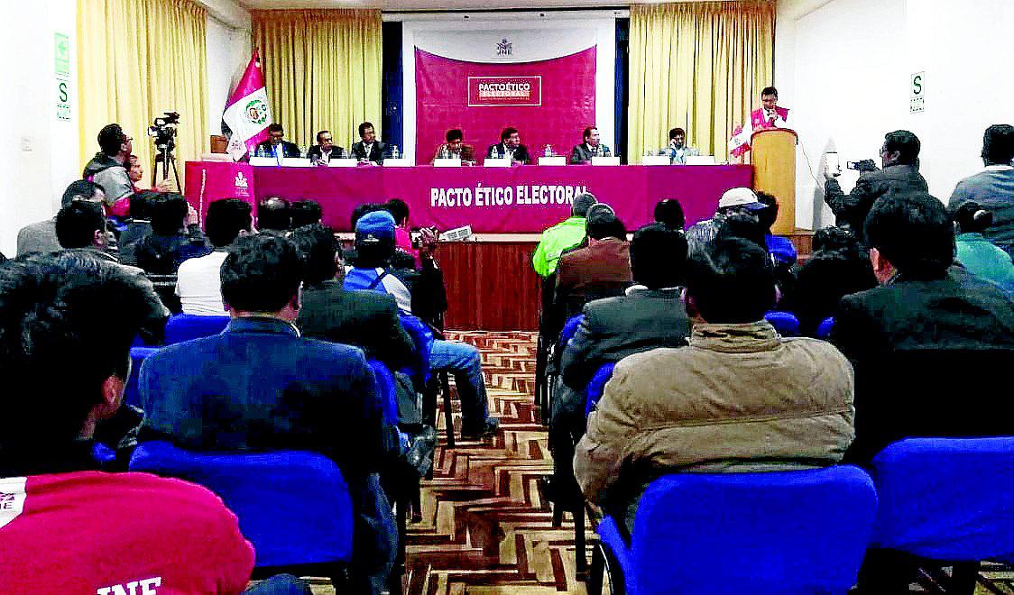 Jurado Especial de Puno deja advertencia a candidatos sobre entrega de dádivas