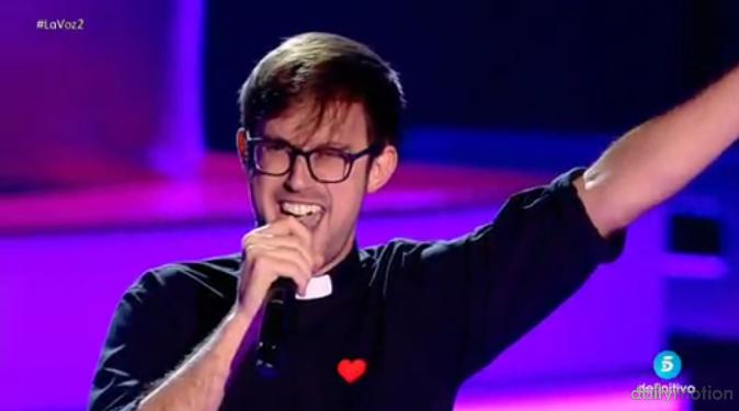 Padre Damián sorprende en La Voz España al igual que Sor Cristina (VIDEO)