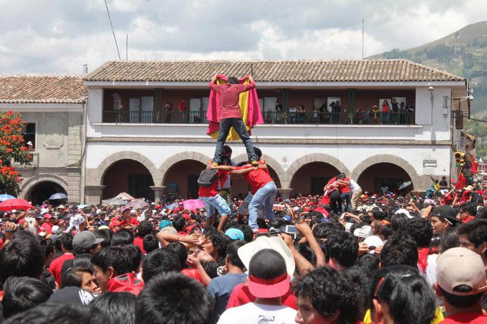 Ayacucho vibra con típico Pascua Toro