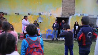 Acaba setiembre y material educativo no llega a planteles en poblados de Tayacaja