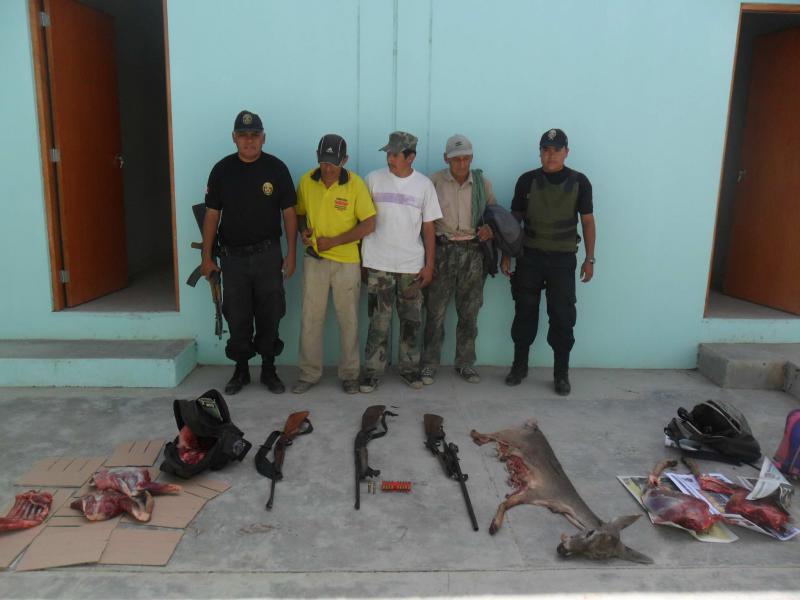 Detienen a familia que se dedicaba a la caza de venados