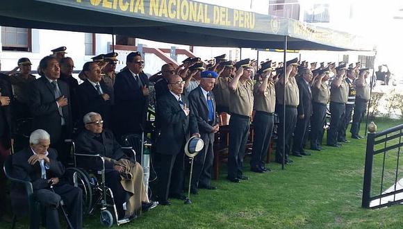 ​13 policías de Arequipa reciben reconocimiento por intervenciones destacadas