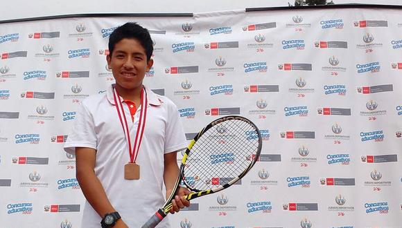 Tenista ayacuchano destacó título nacional