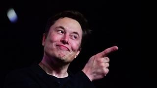 Elon Musk busca suavizar críticas de Twitter con un panel moderador de contenidos