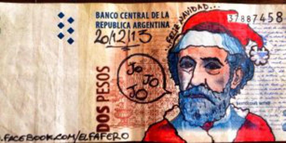 Se burlan de la inflación en Argentina creando billetes de Alf, Batman y Los Simpsons